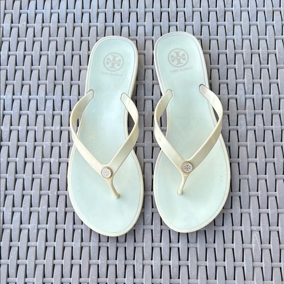 Tory Burch Cream Sandals - Picture 1 of 3